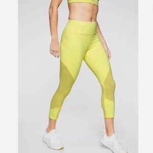 Athleta Mesh Contender Capri Leggings Neon Yellow XL